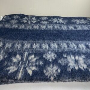 Winona Knits Wool & Acrylic Snowflake Blanket Throw Navy White USA  62"x 48" NEW